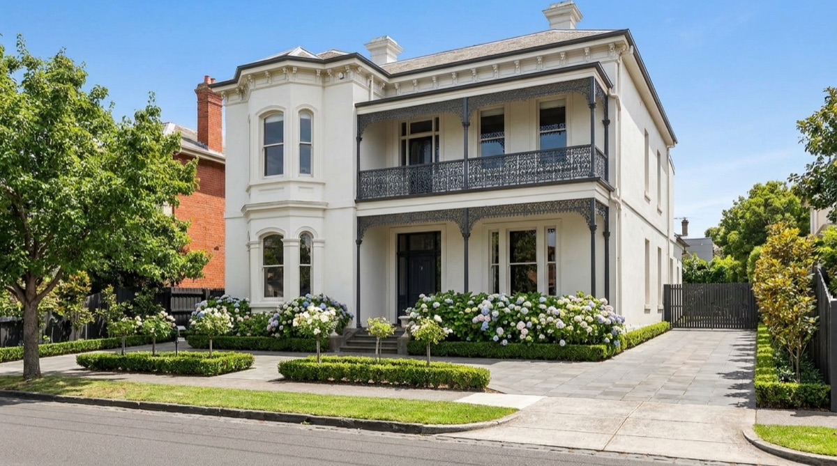 Essential package — professional property photography