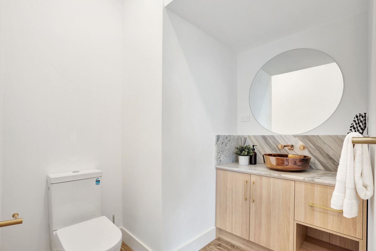 George Street room