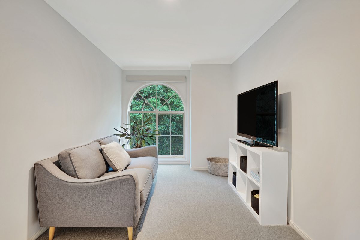 Hordern Road feature